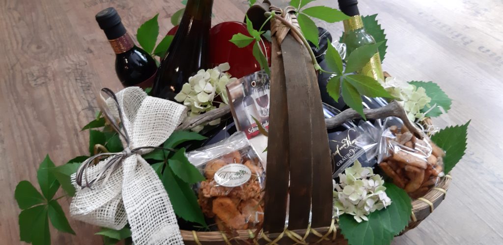 Prasentkorbe Geschenke Delicado Weinhandel Und Feinkost Weiden